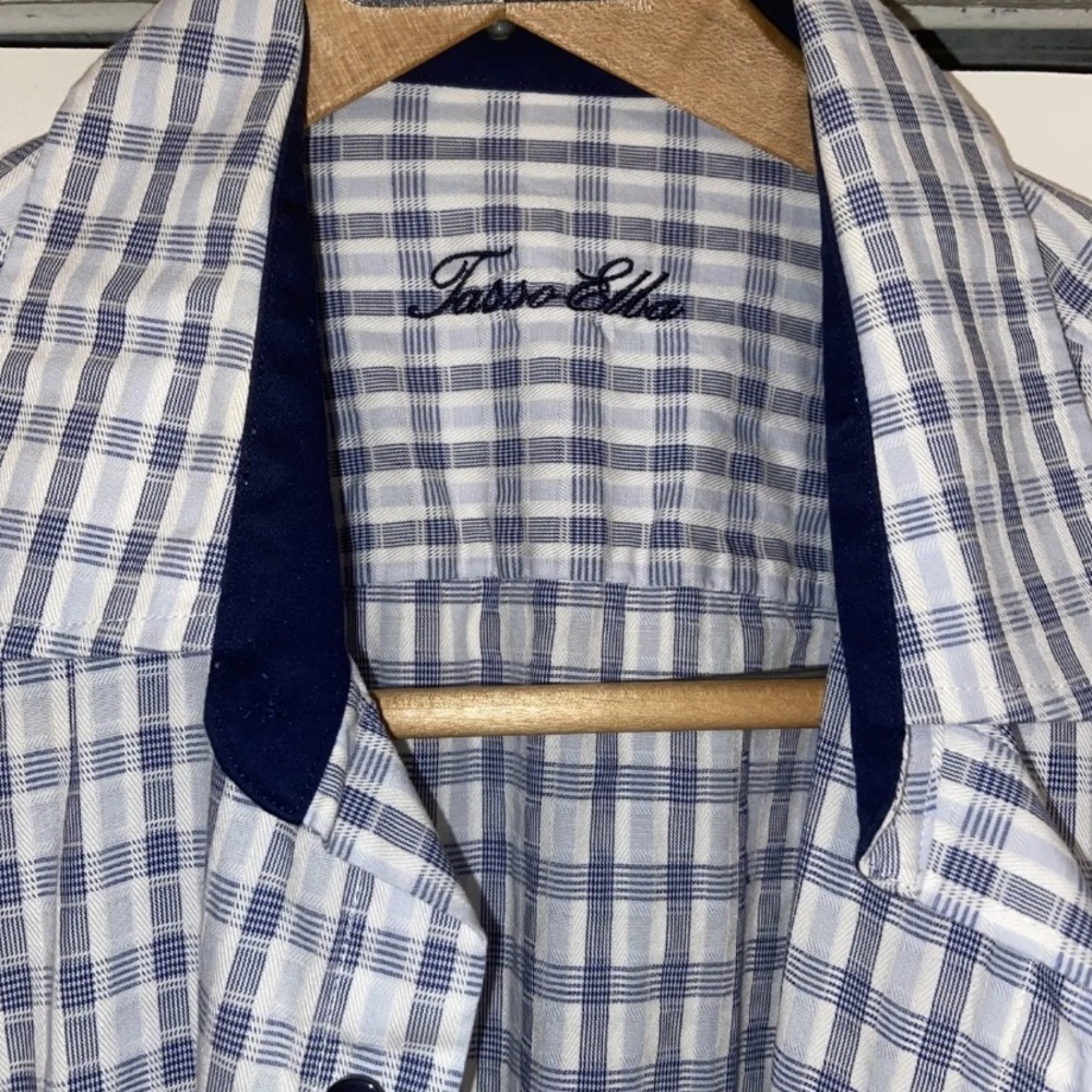 Men’s Dress Shirt - Tasso Elba - Medium (15 Neck), White w Blue Checkers